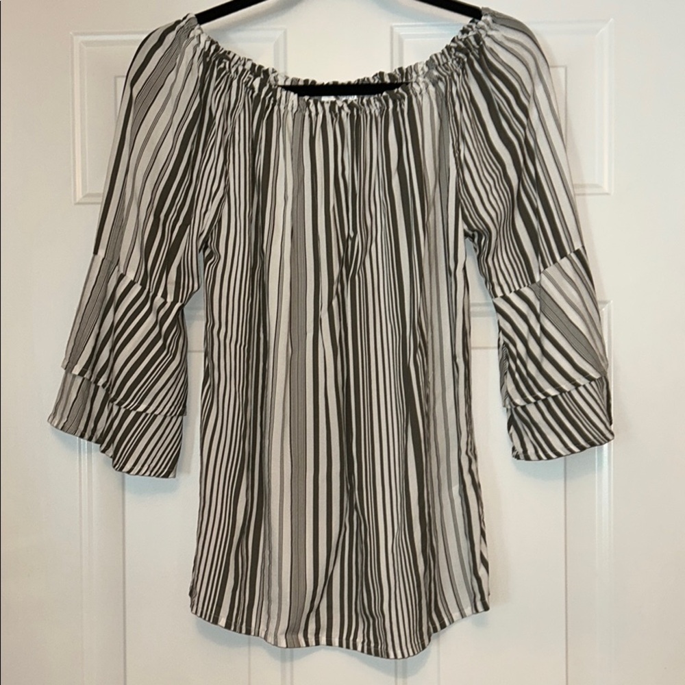 Venus Striped Off-Shoulder Women's Top Gray/White S Ruffled 3/4 Sleeves